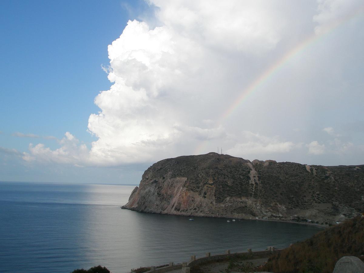 Psaravolada Hotel Milos Αγία Κυριακή Παραλία Δωμάτιο φωτογραφία